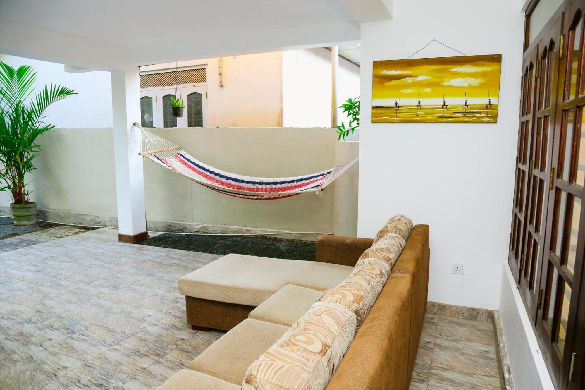 Eden Villa Hikkaduwa Exterior photo